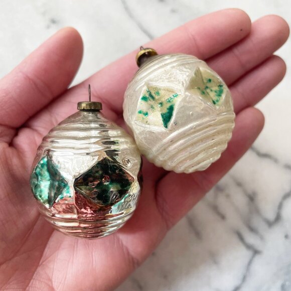 Antique Mercury Glass Christmas Ornaments Set of 4 Silver Aqua Balls Vintage - Picture 3 of 5